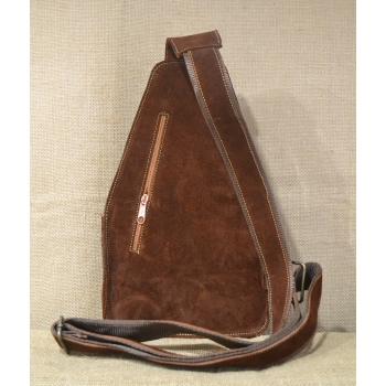 Torebka skórzana ciemnobrązowa typu gruszka  haftowana etnicznym kwiatowym  wzorem.